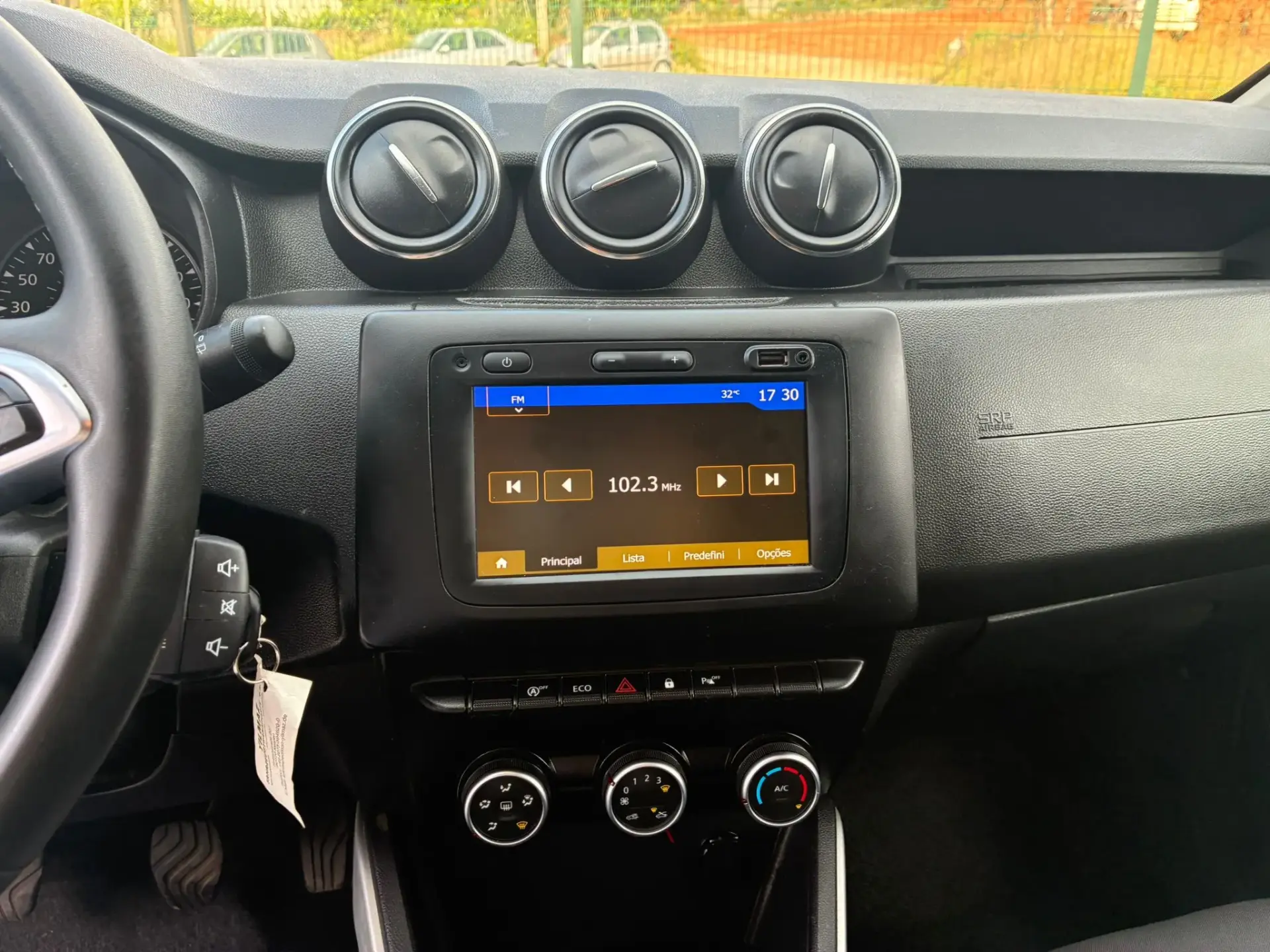 Dacia Duster 23