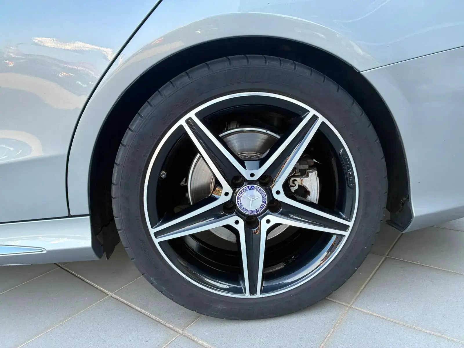 Mercedes-Benz C 300 De  HYBRID BLUE TEC AMG LINE 8