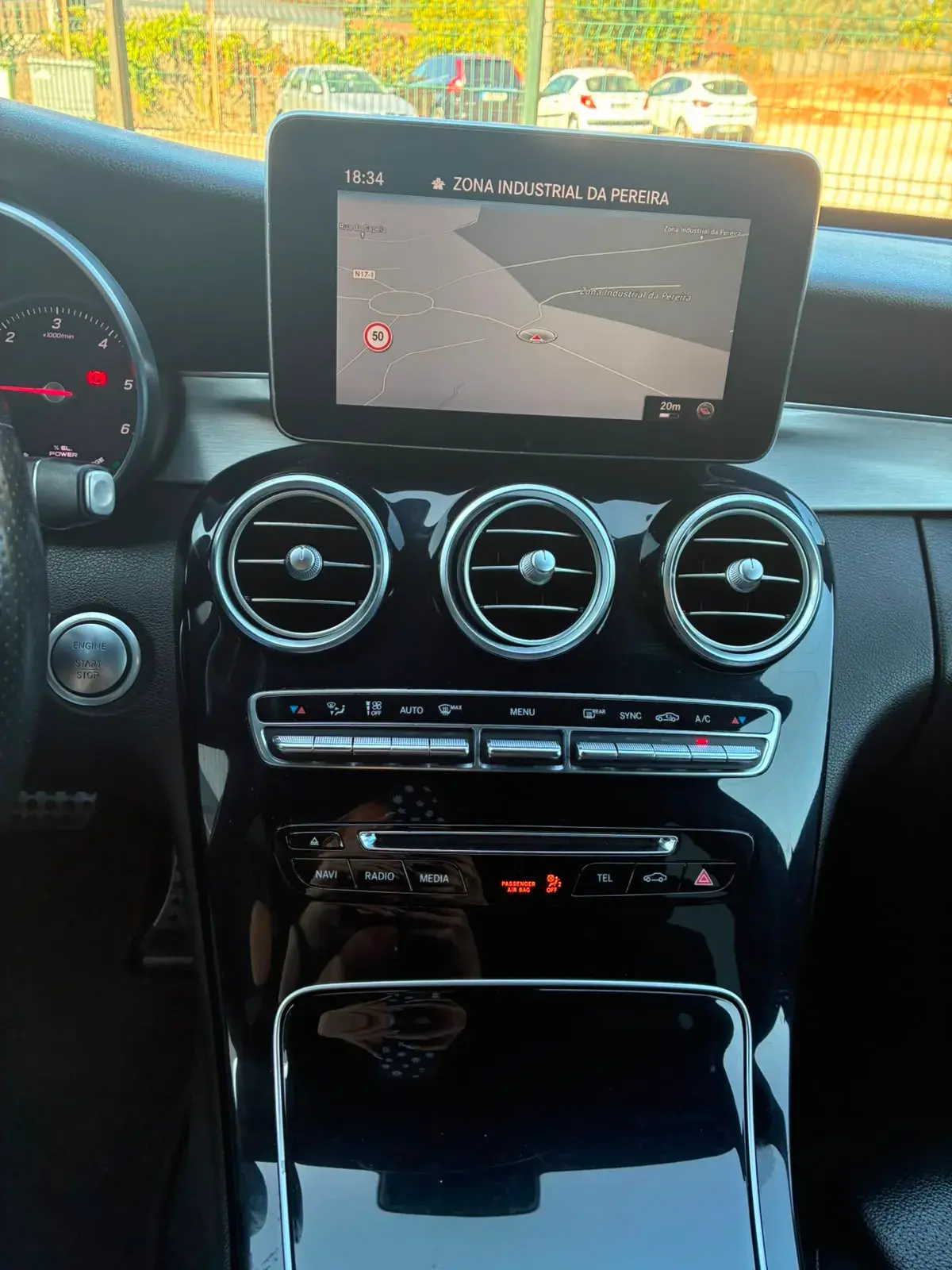 Mercedes-Benz C 300 De  HYBRID BLUE TEC AMG LINE 24