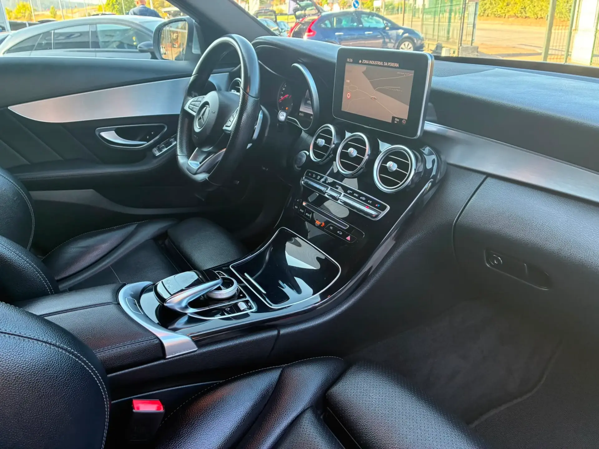Mercedes-Benz C 300 De  HYBRID BLUE TEC AMG LINE 25