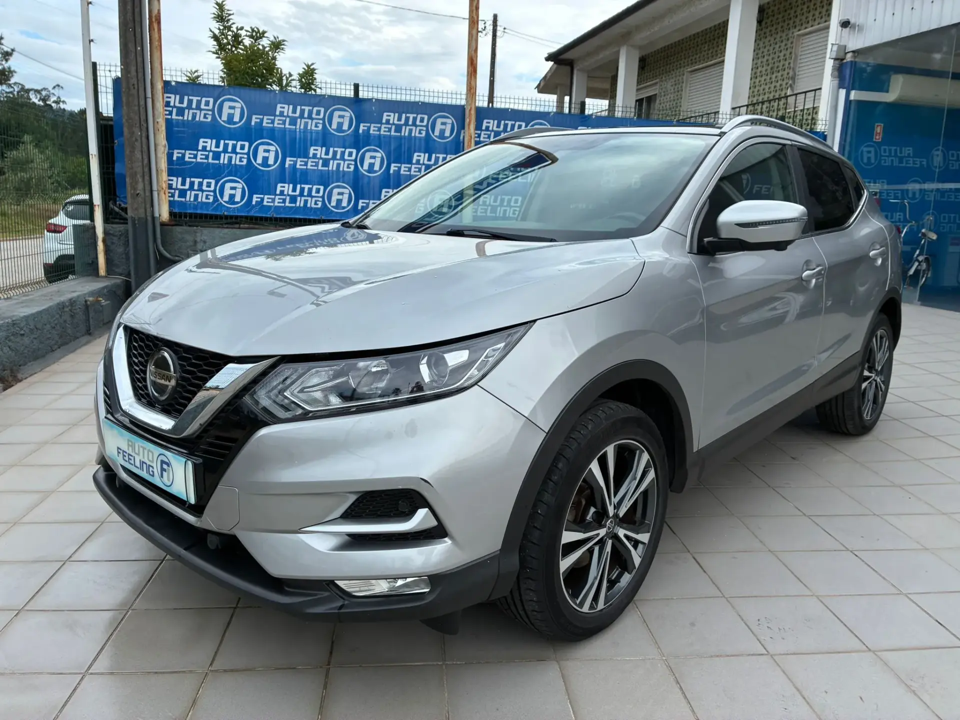Nissan Qashqai 1.3 DIG-T N-Connecta 1