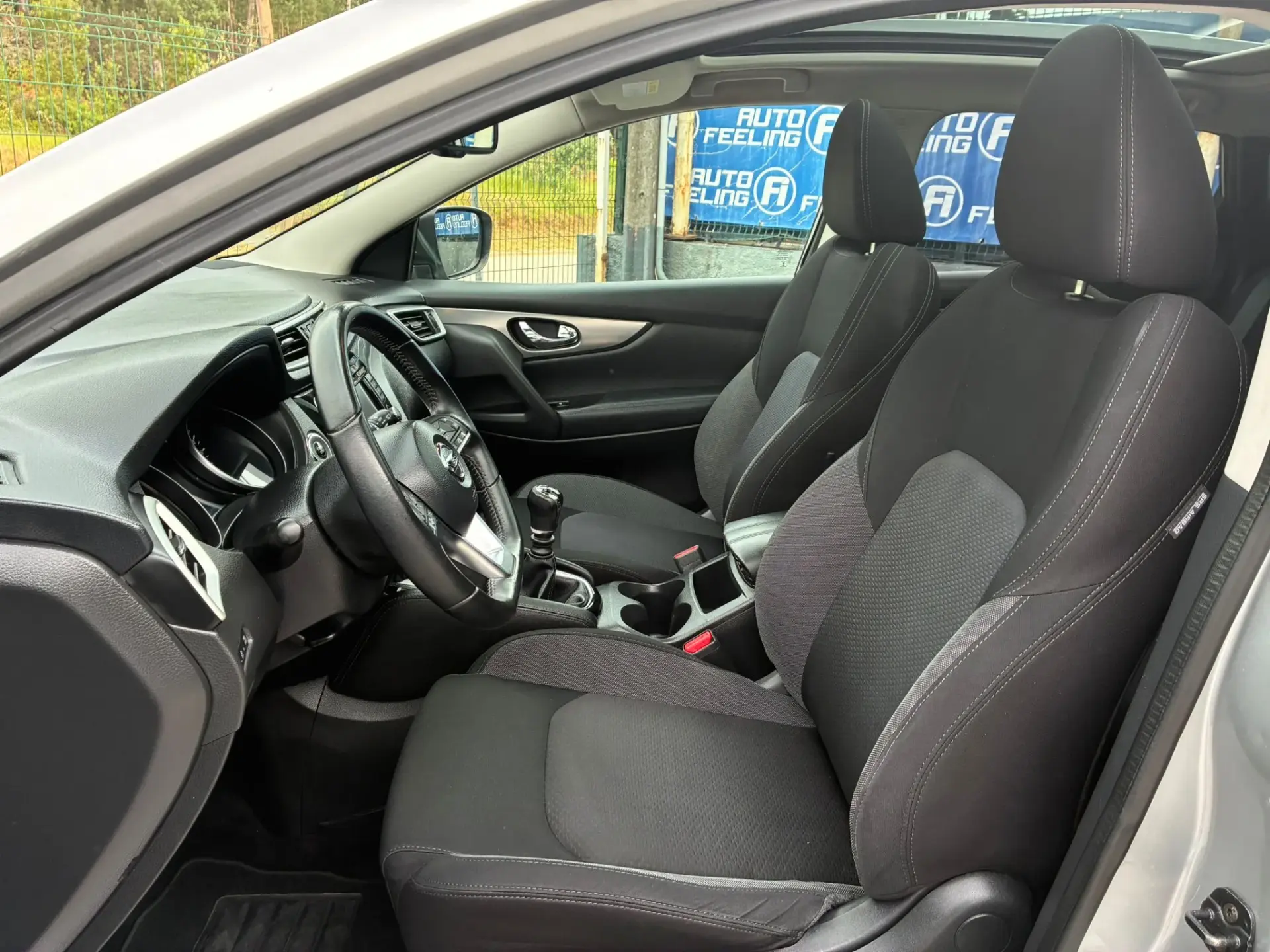 Nissan Qashqai 1.3 DIG-T N-Connecta 19