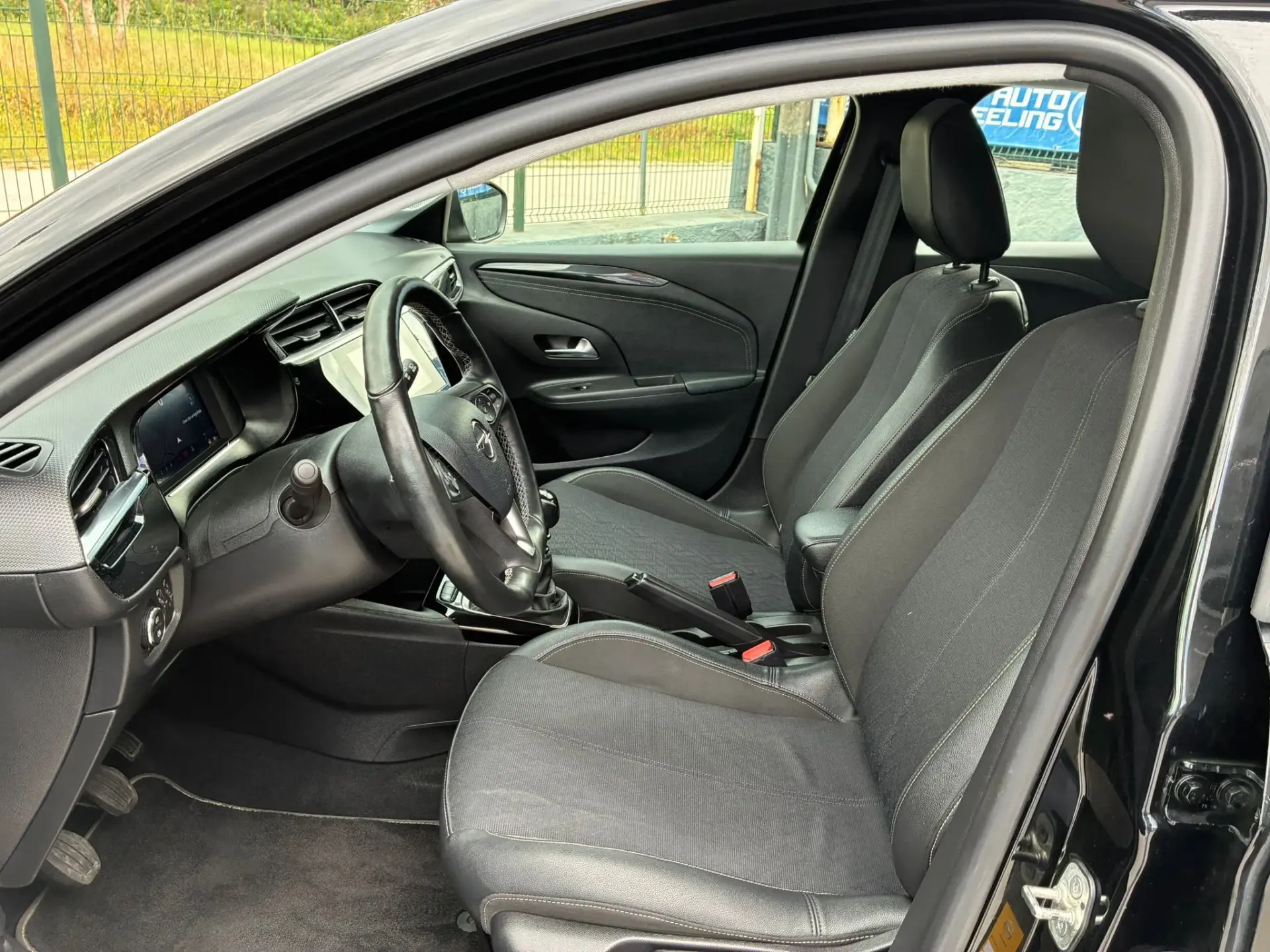 Opel Corsa 1.5 D Elegance 12
