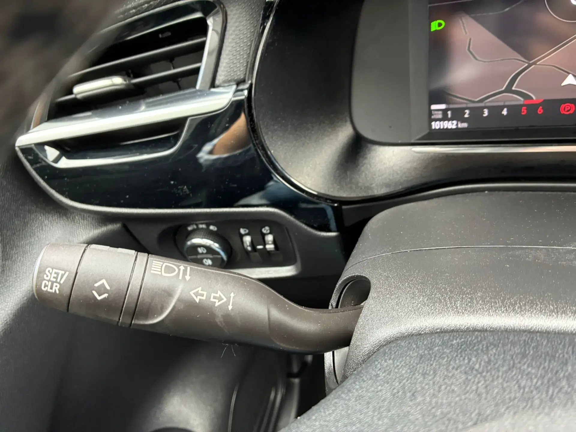 Opel Corsa 1.5 D Elegance 15