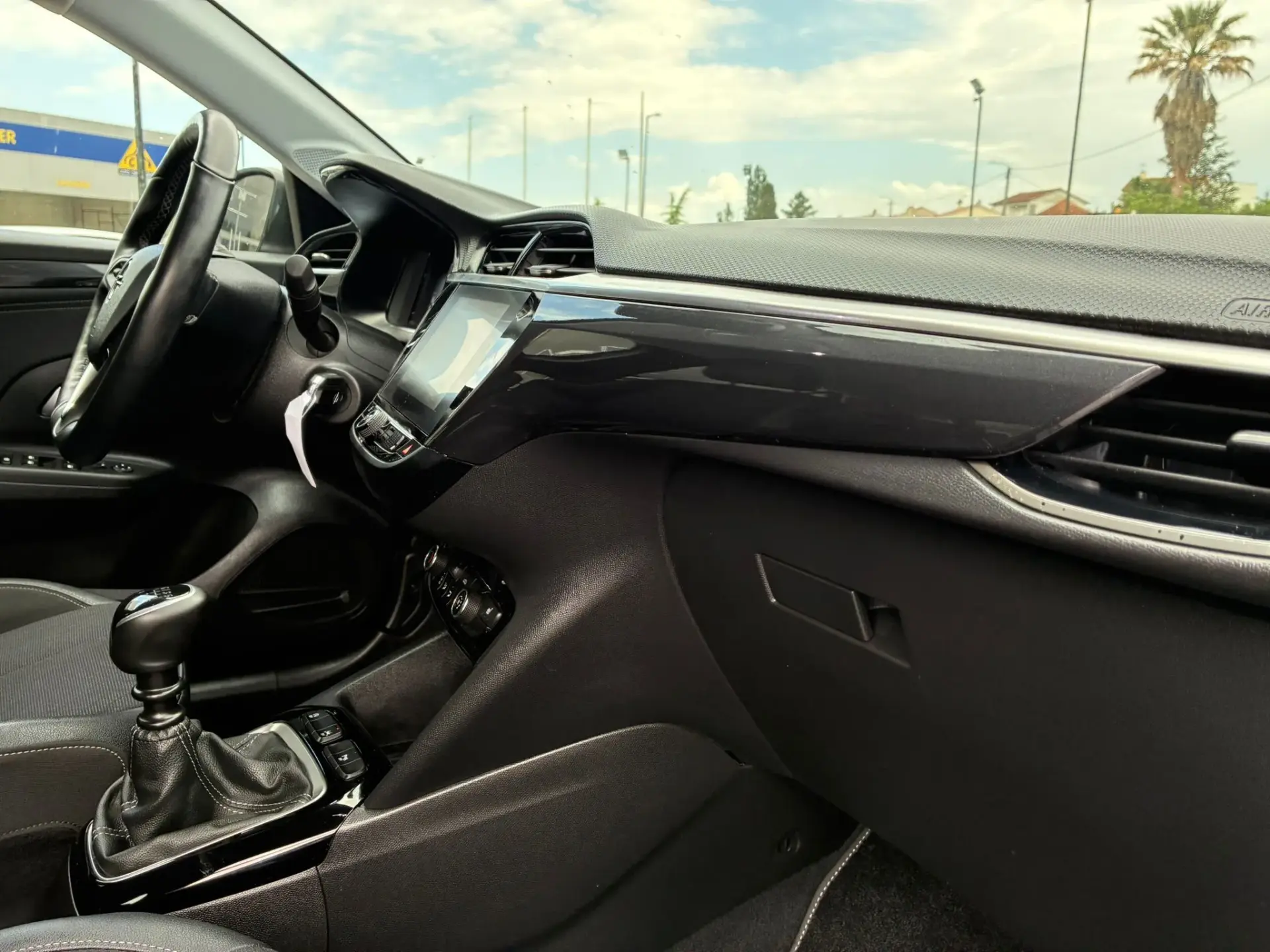 Opel Corsa 1.5 D Elegance 28