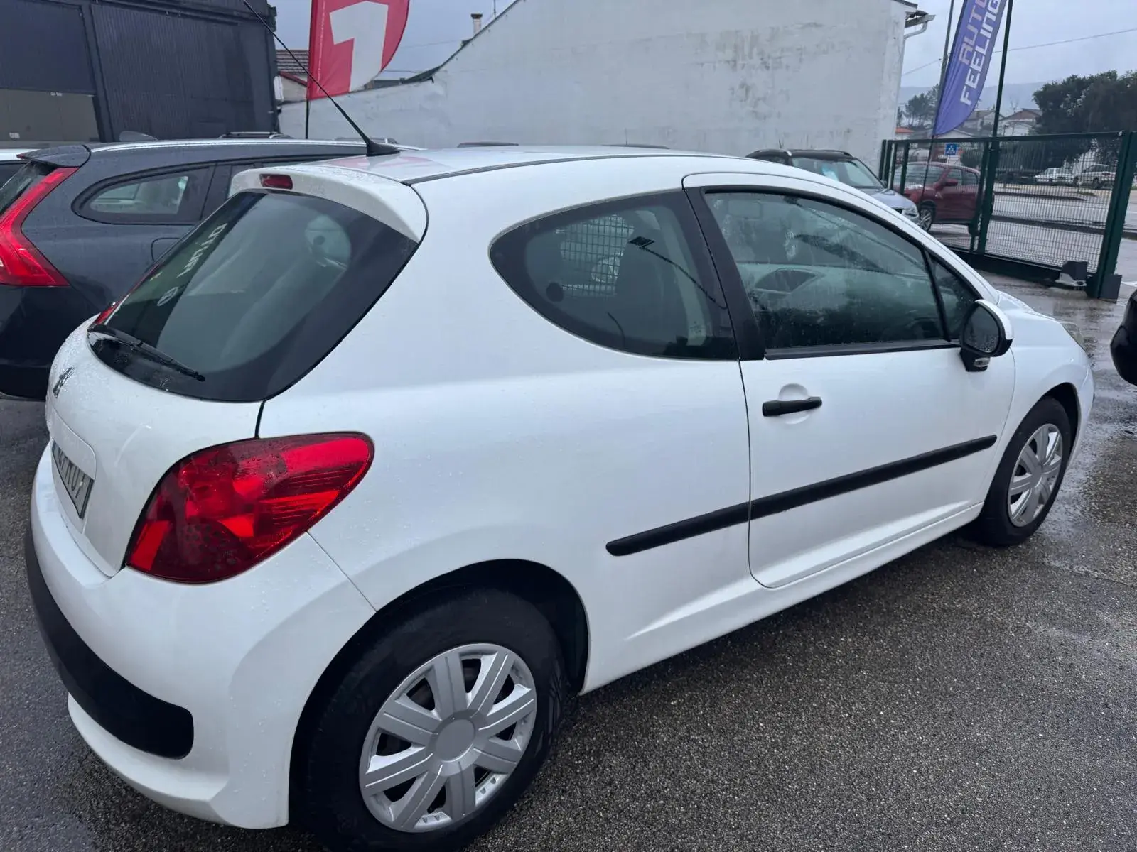 Peugeot 207 1.4 HDi Urban 4