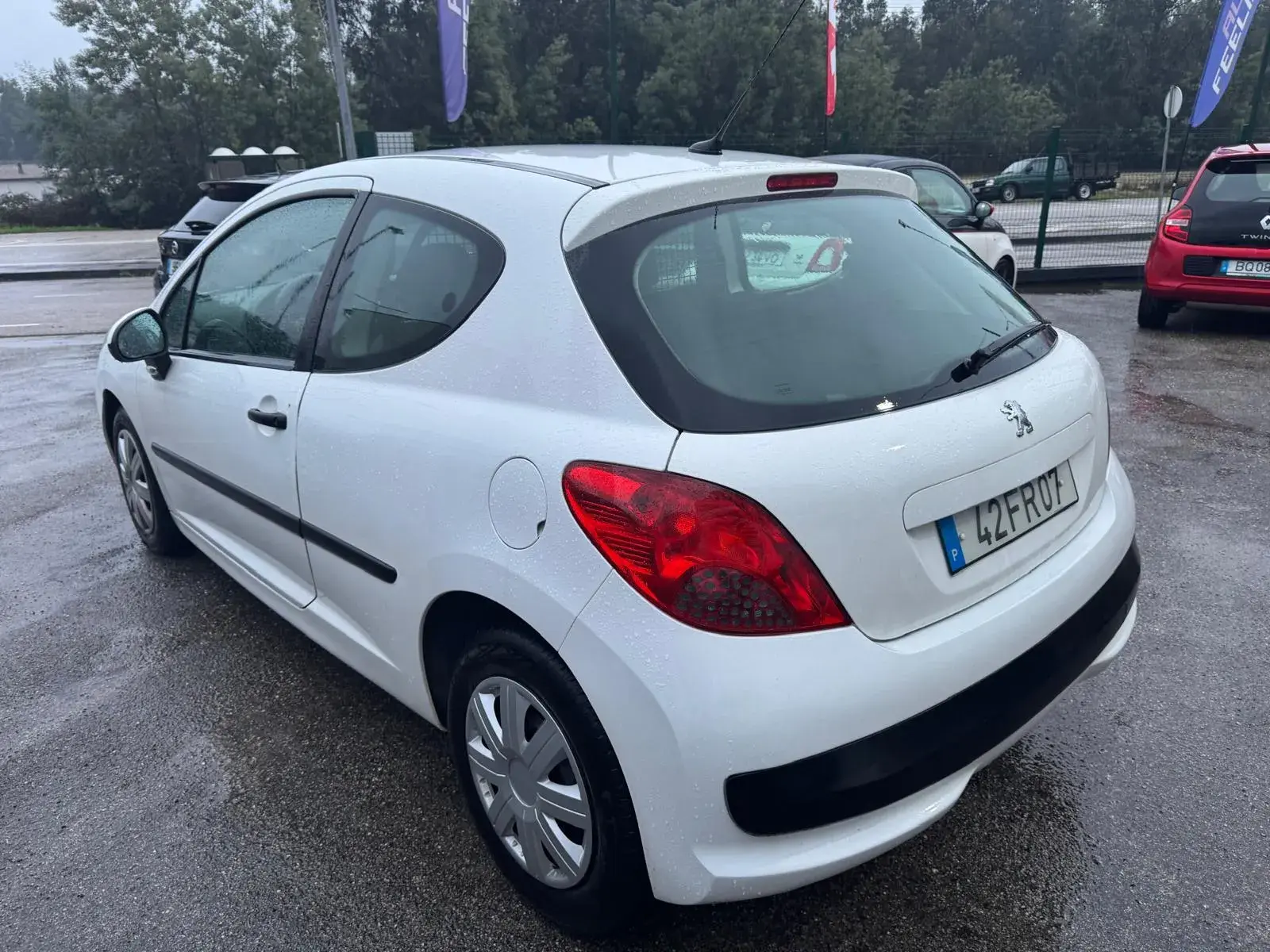 Peugeot 207 1.4 HDi Urban 5