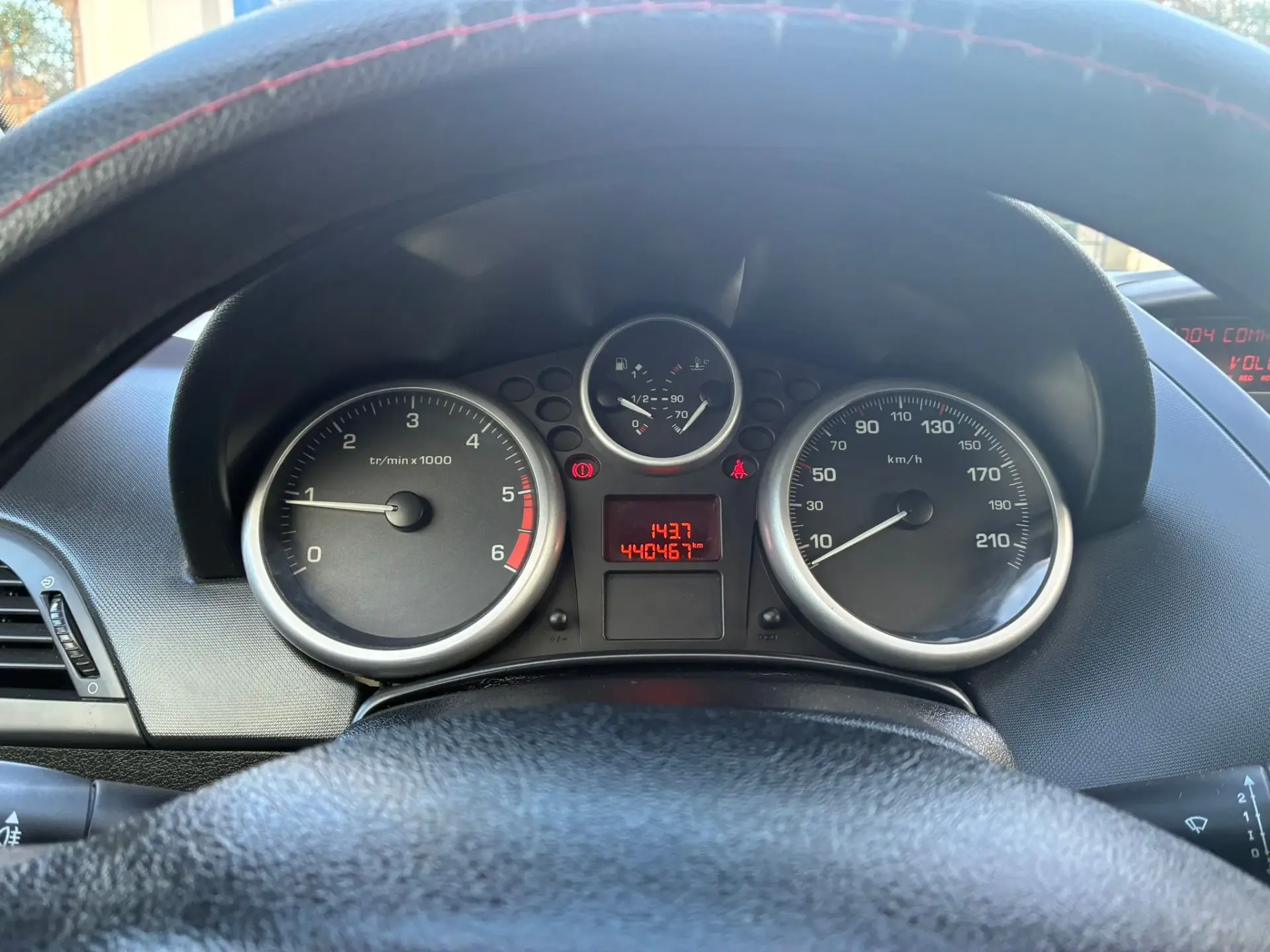 Peugeot 207 1.4 HDi Urban 11