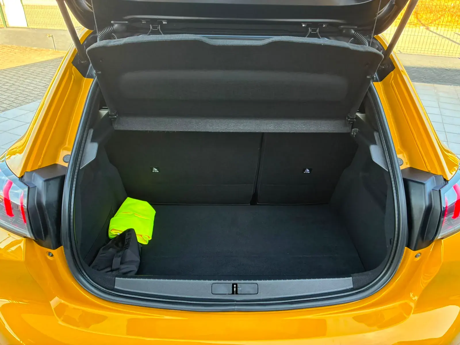 Peugeot 208 1.5 BlueHDi GT Pack 33