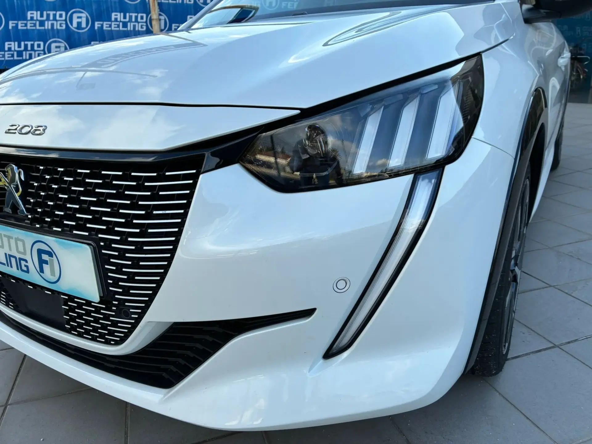 Peugeot e-208 50 kWh GT Line 5