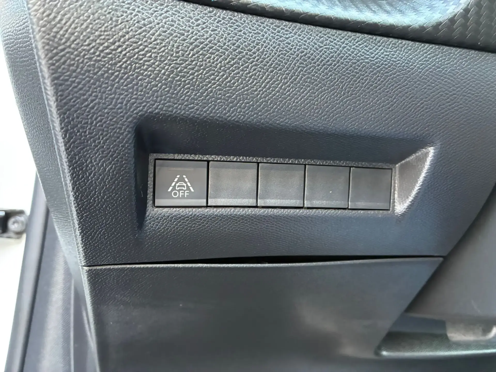 Peugeot e-208 50 kWh GT Line 12