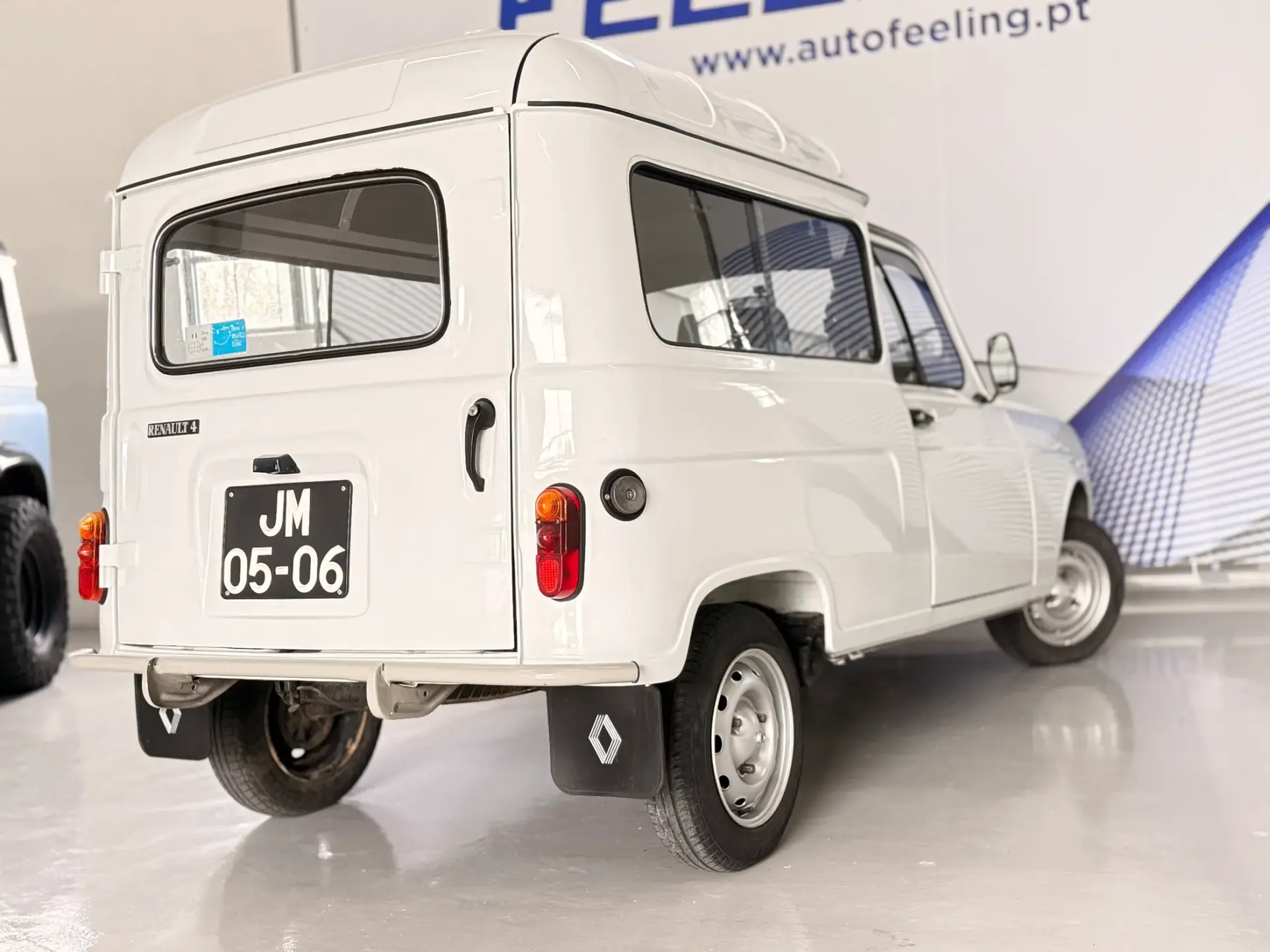 Renault 4 4 F 3