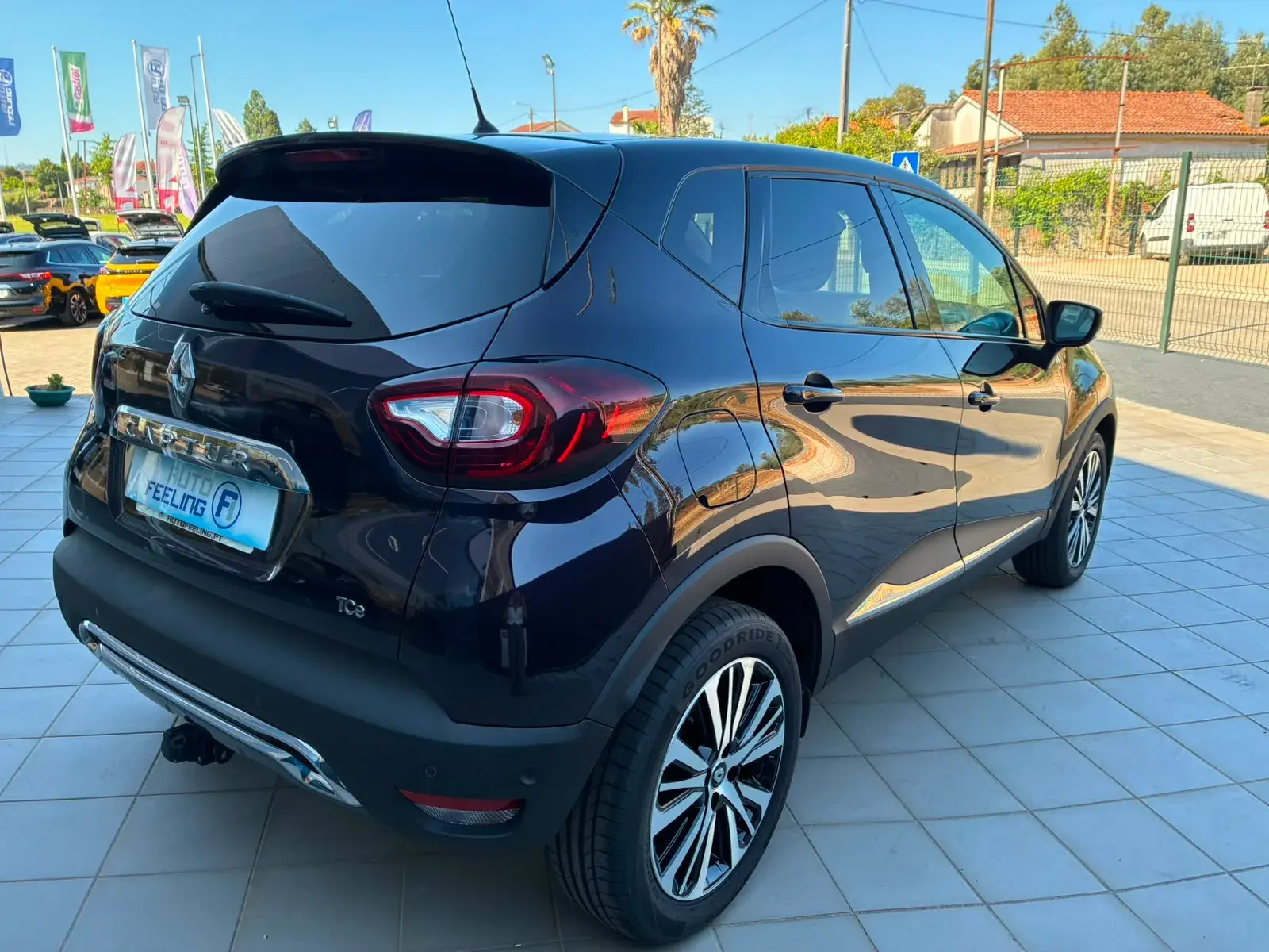 Renault Captur 1.2 TCe Initiale Paris EDC 2