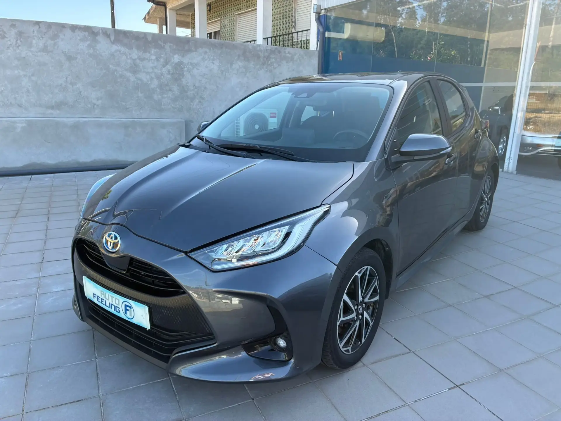 Toyota Yaris 1.5 HDF Luxury 1