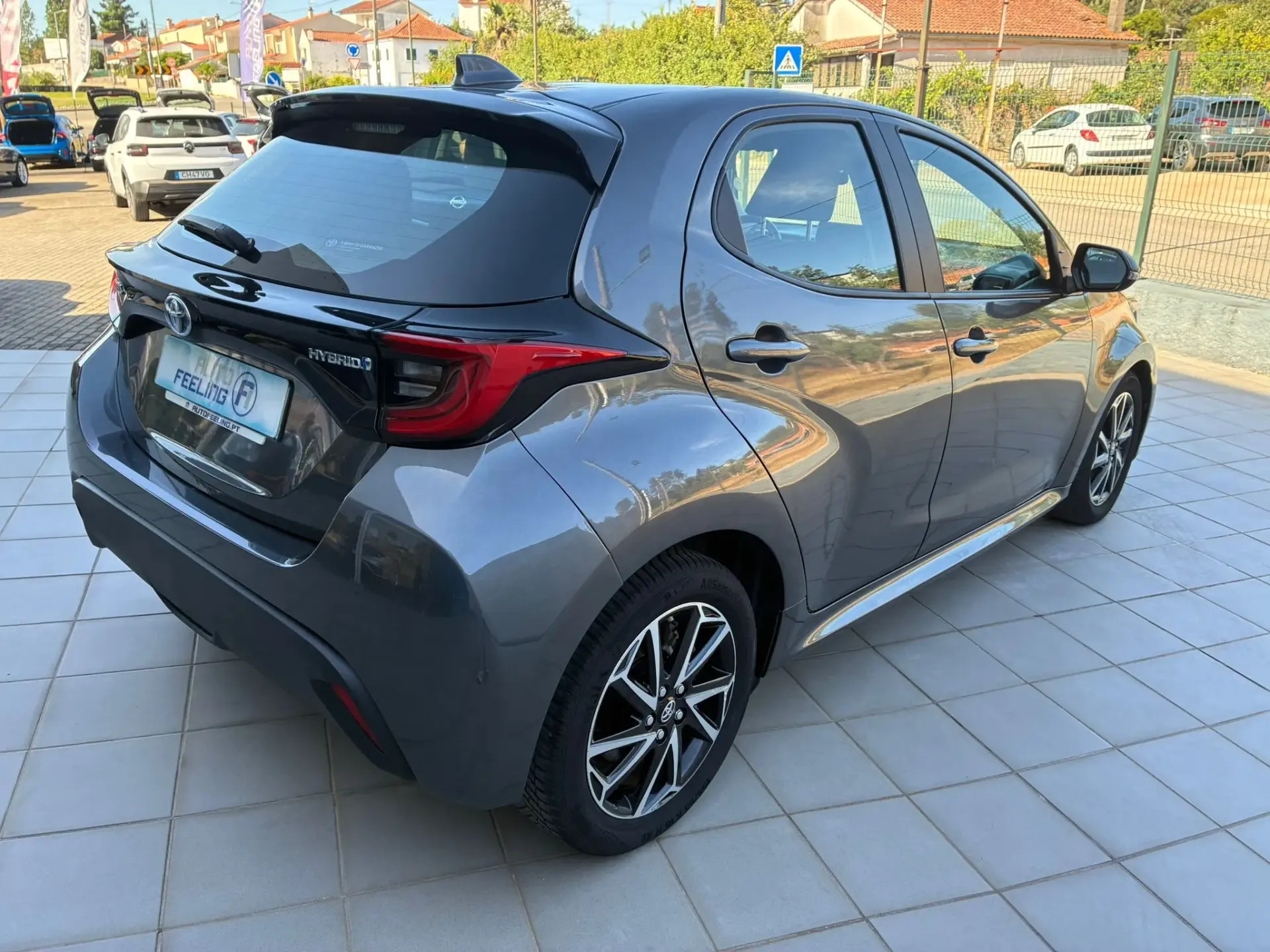 Toyota Yaris 1.5 HDF Luxury 3