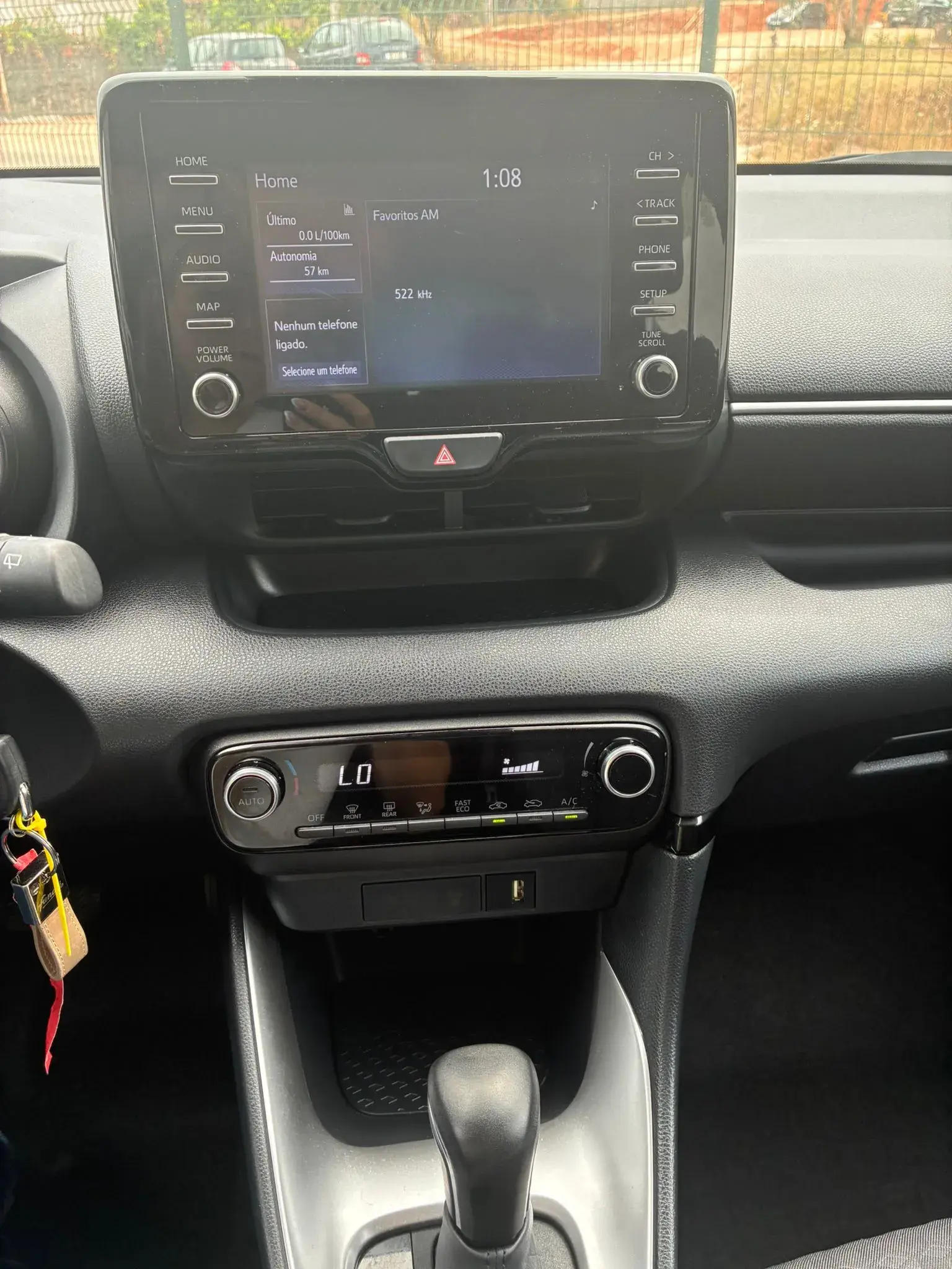 Toyota Yaris 1.5 HDF Luxury 21