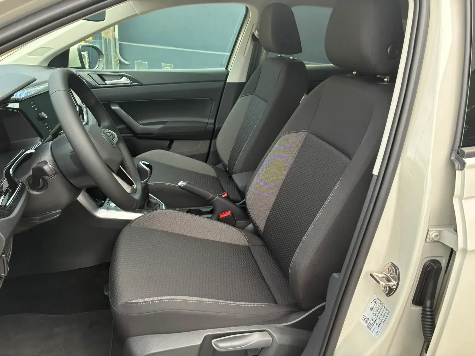 Volkswagen Taigo 1.0 TSI Urban 28