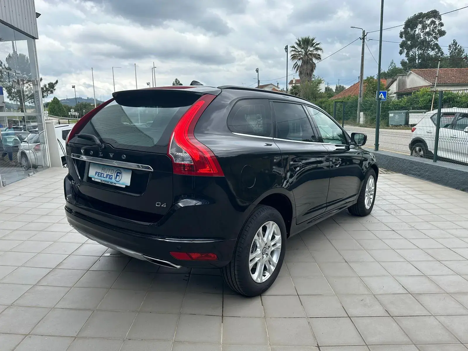 Volvo XC 60 2.0 D4 Momentum 4