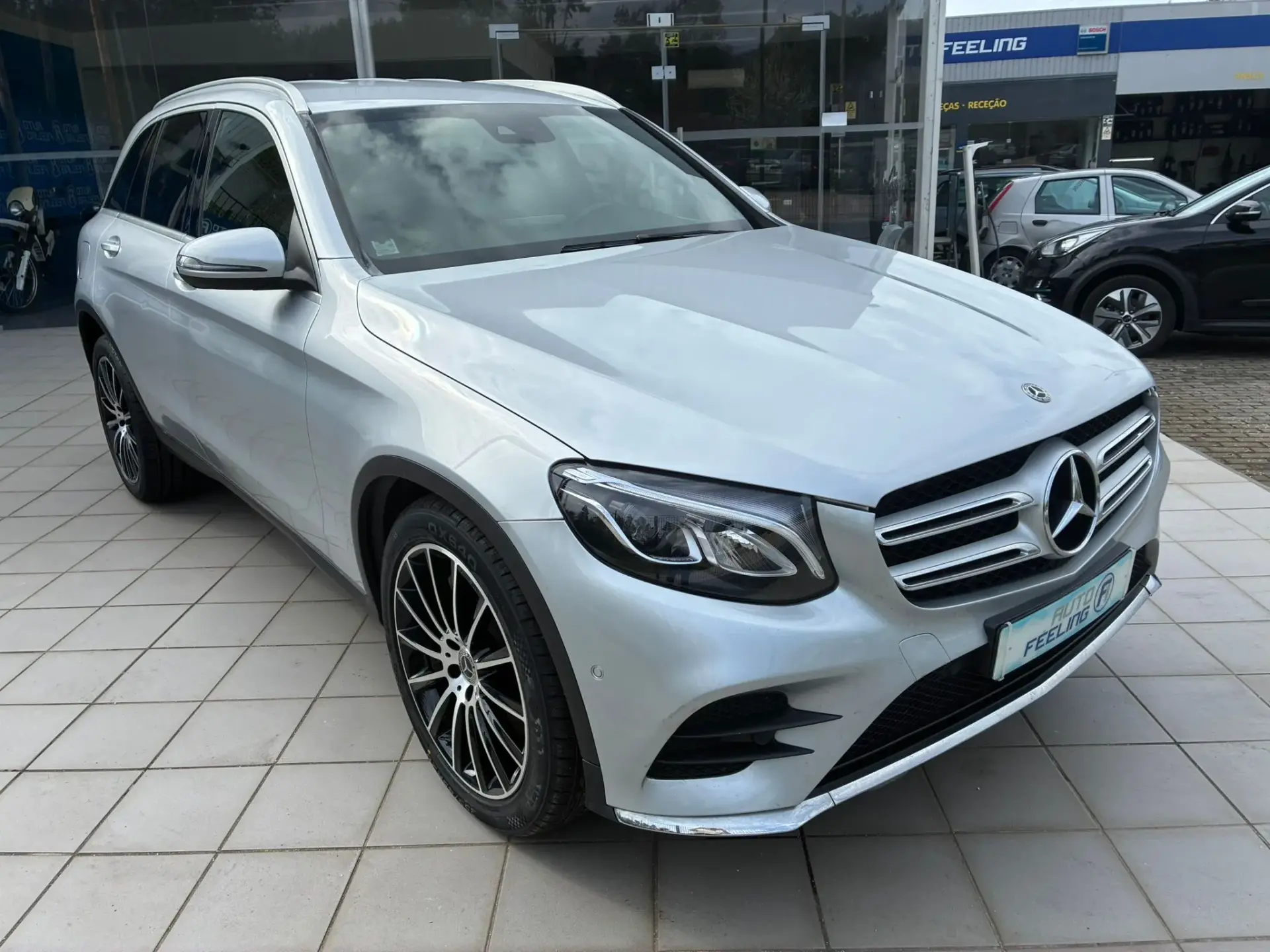Mercedes-Benz GLC 250 d AMG Line 4-Matic 6