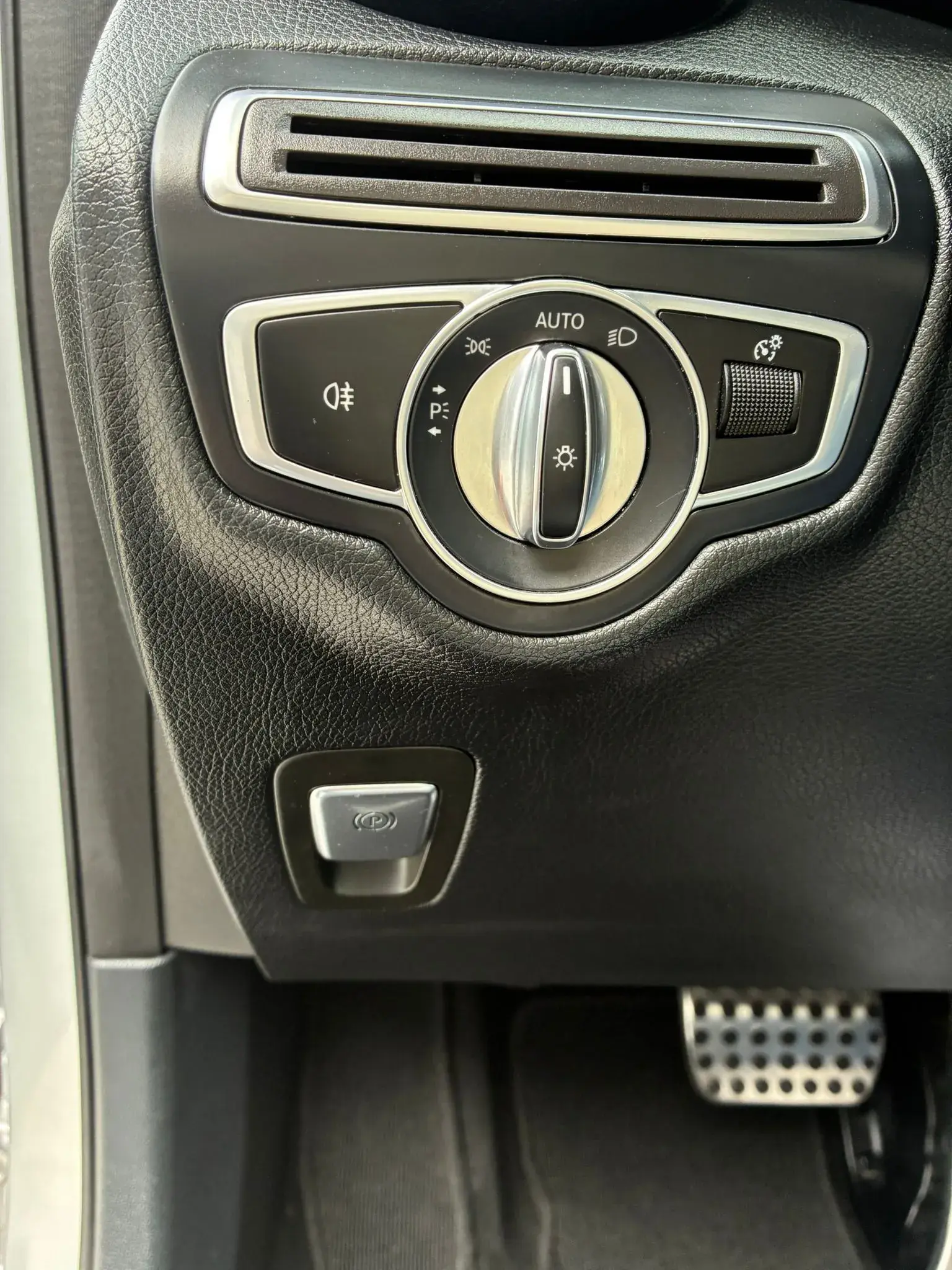 Mercedes-Benz GLC 250 d AMG Line 4-Matic 13
