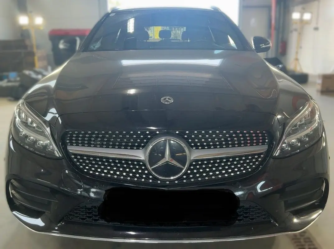 Mercedes-Benz C 300 2