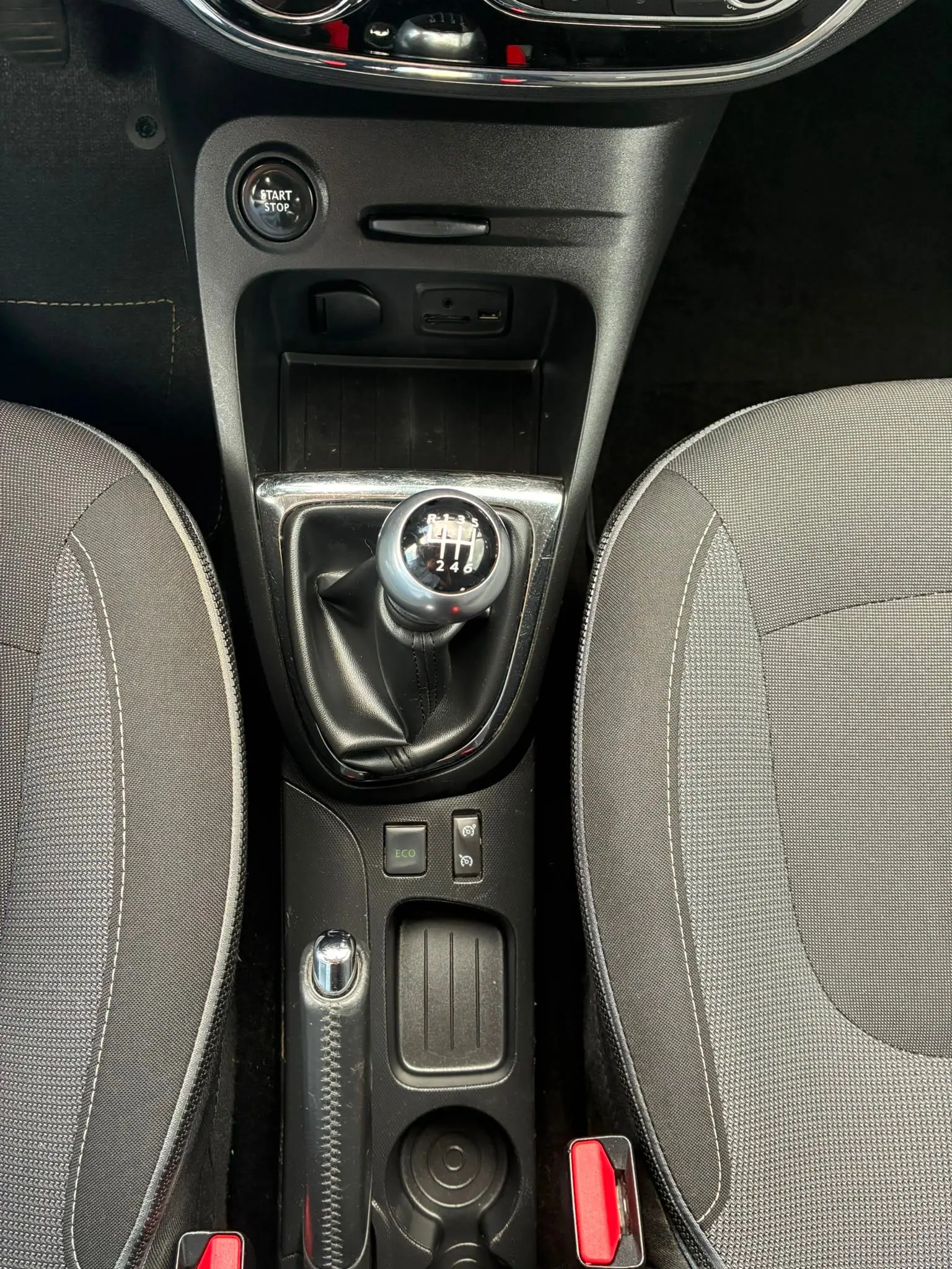Renault Captur ENERGY dCi 110 Intens 19