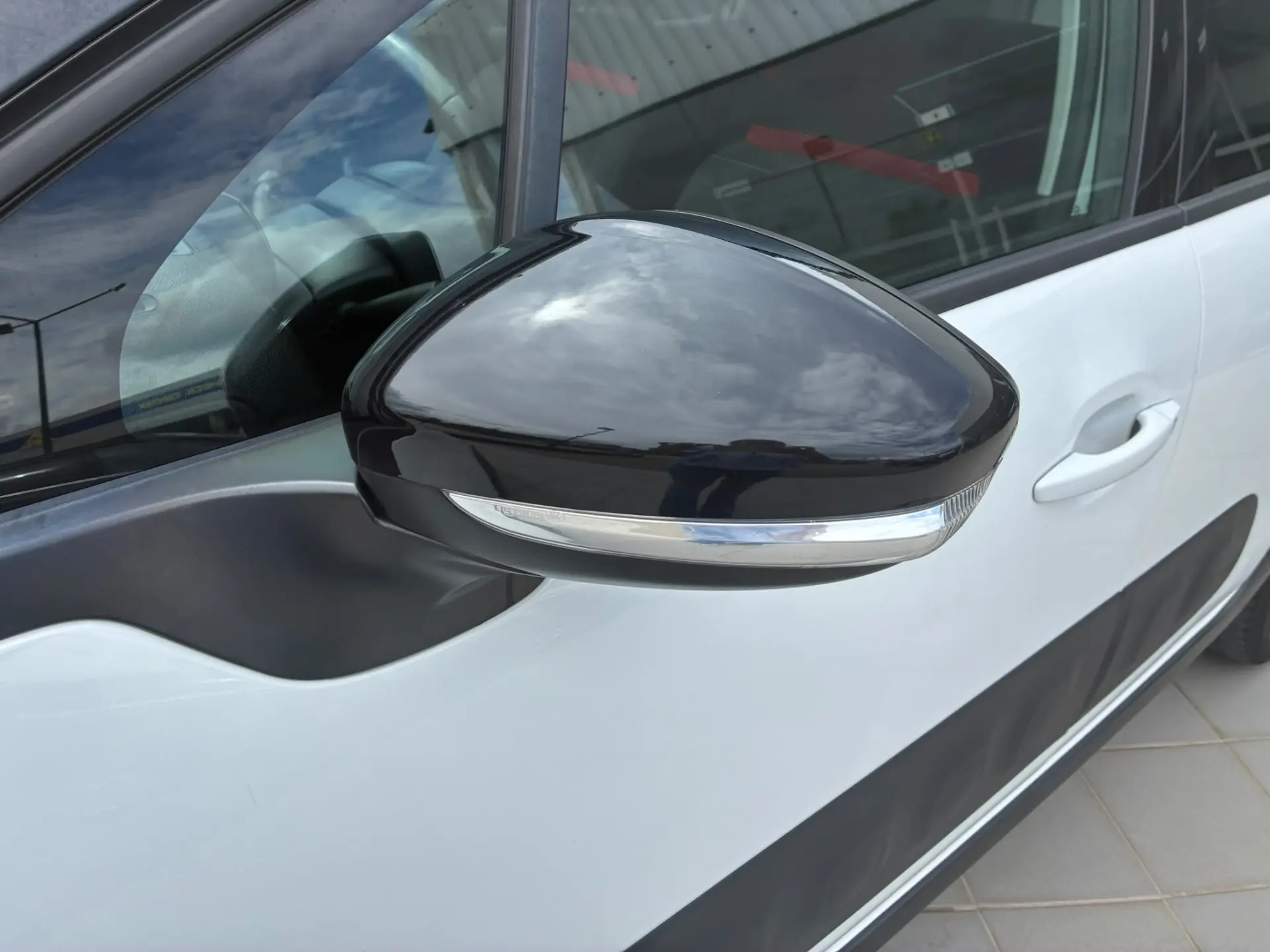 Citroen C3 1.5 BlueHDi Shine 4