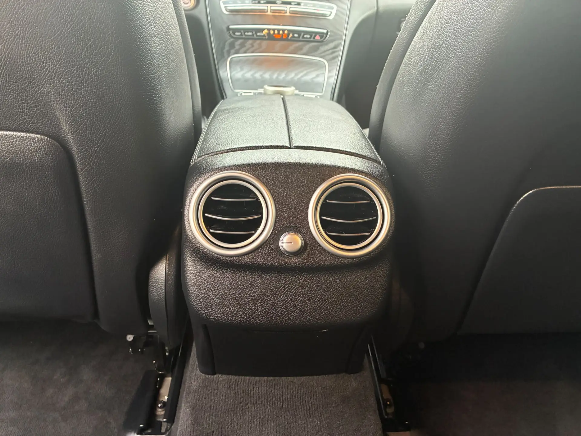 Mercedes-Benz C 300 C300 de hibrido plu-in 30