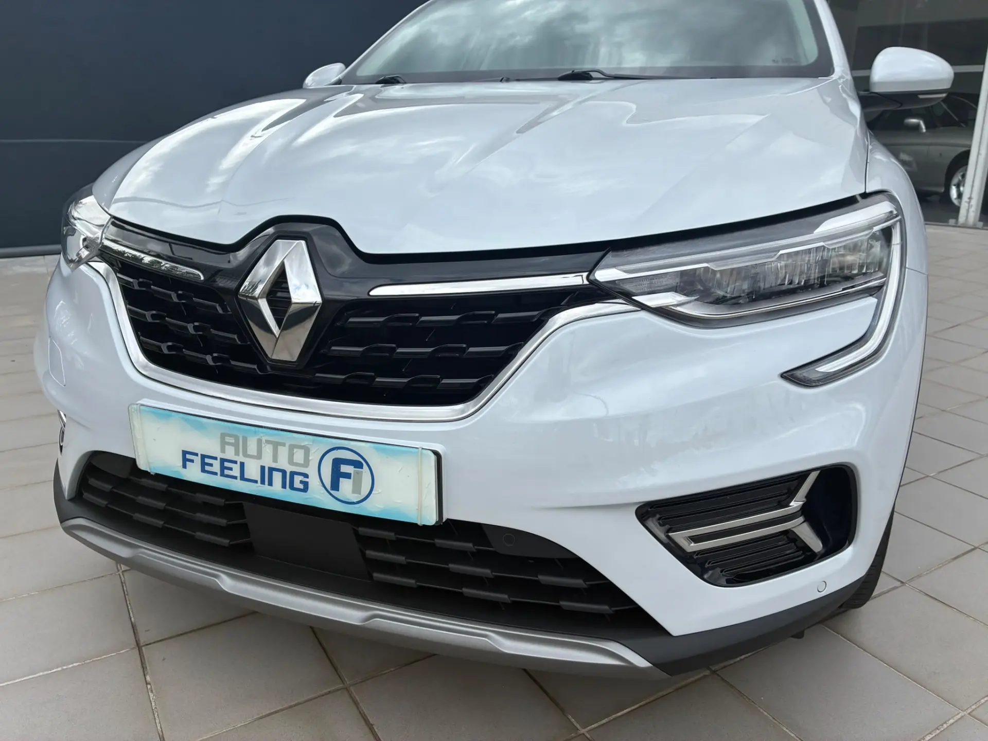Renault Arkana 1.6 E-Tech Intens 6
