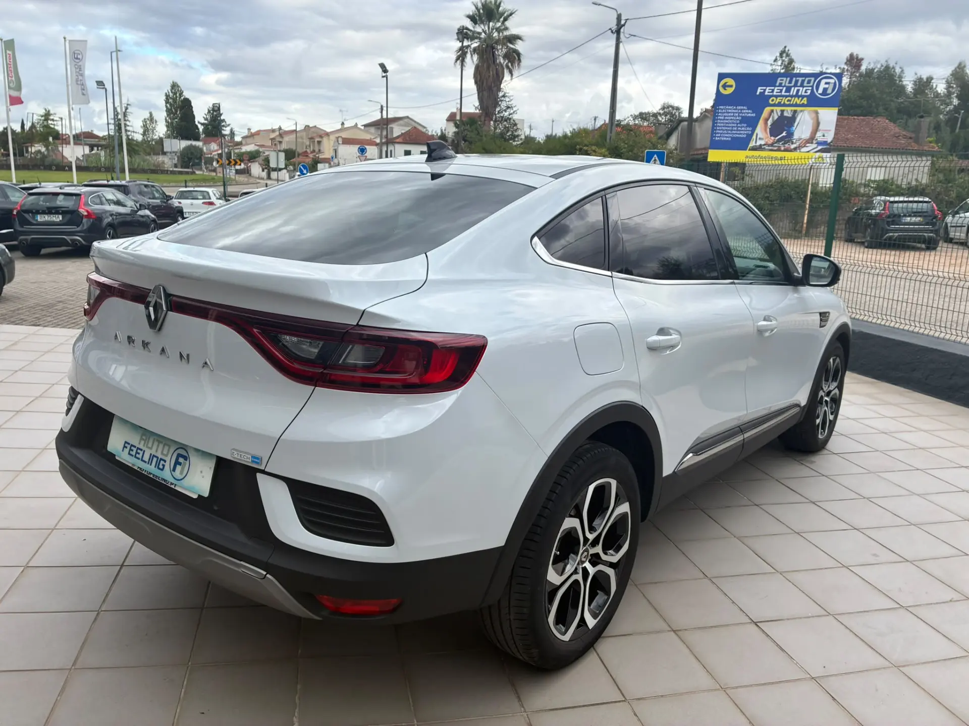 Renault Arkana 1.6 E-Tech Intens 3