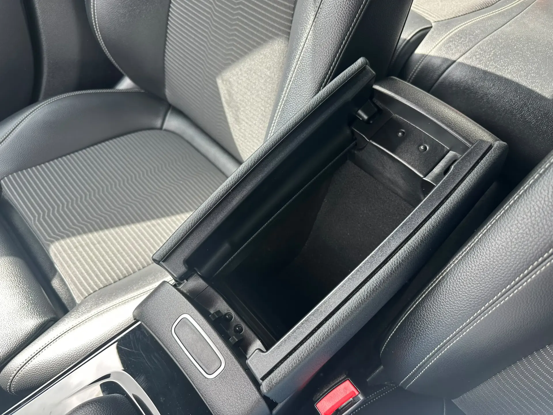 Mercedes-Benz CLA 180 Cla 180d  Aut. 26