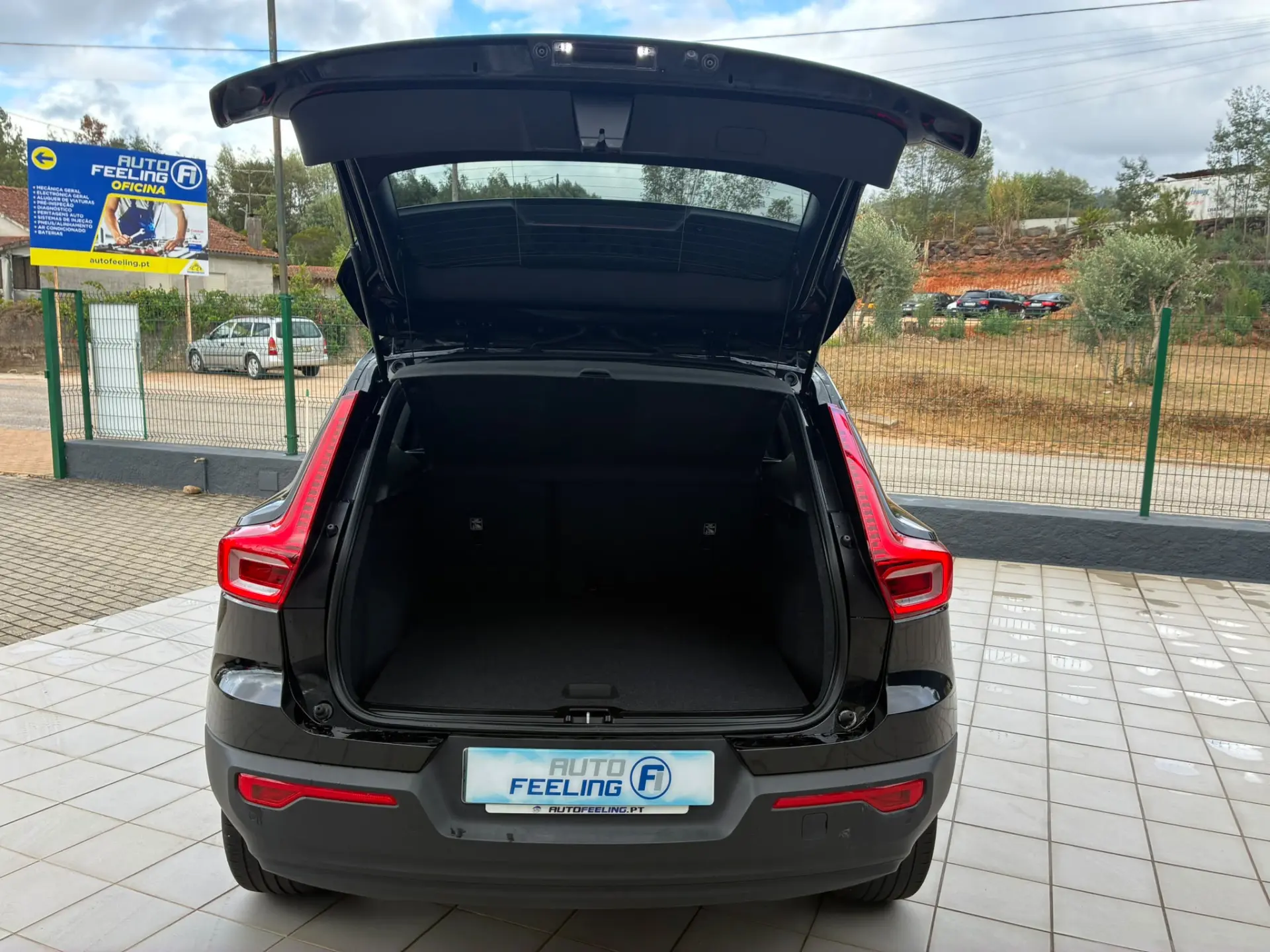 Volvo XC 40 1.5 T2 Momentum Plus Geartronic 37