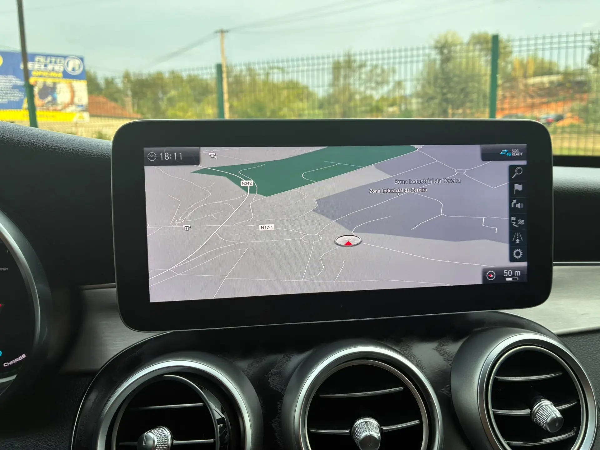 Mercedes-Benz C 300 C300 de hibrido plu-in 18