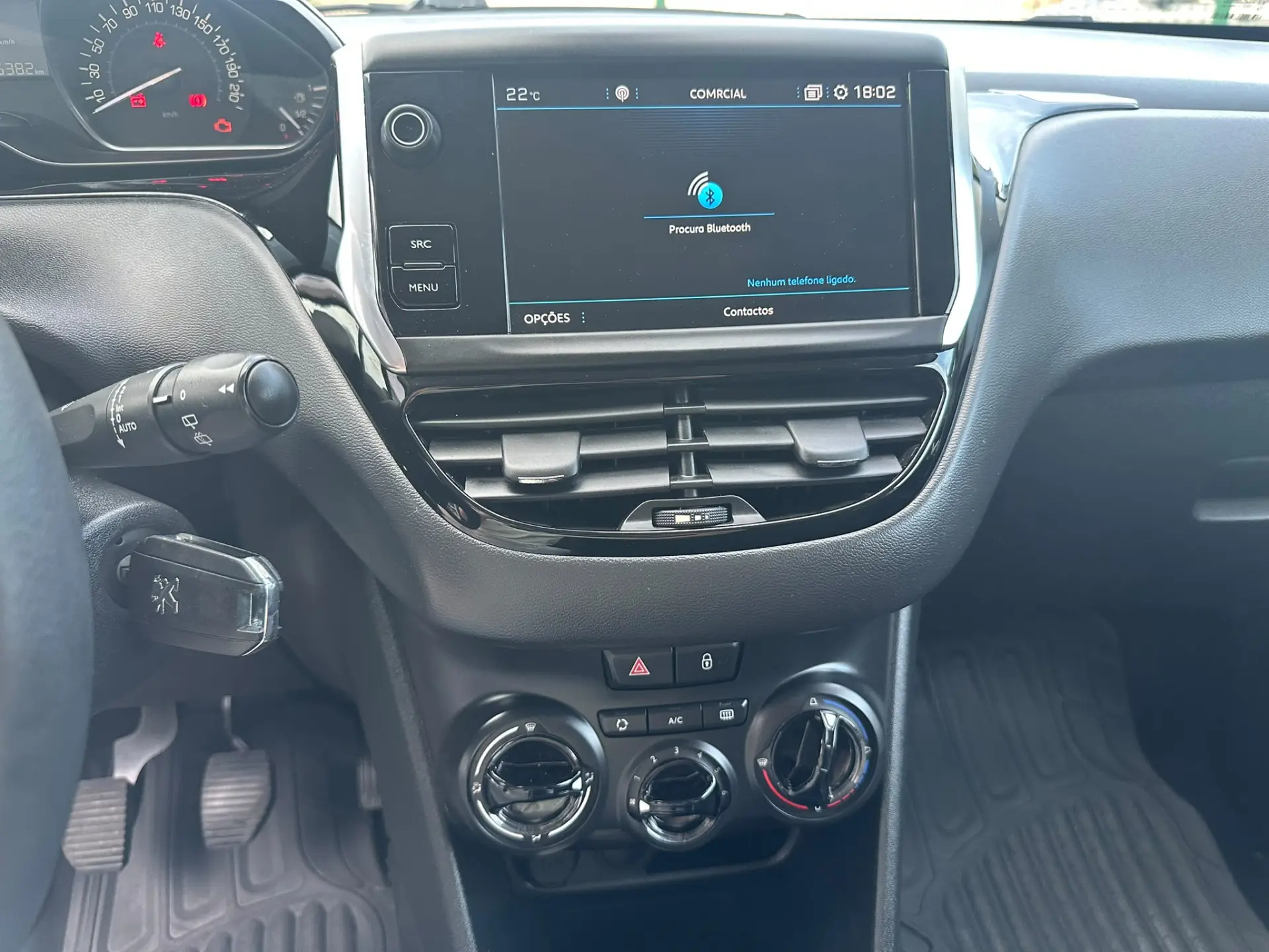 Peugeot 208 1.5 BlueHDi Signature 19