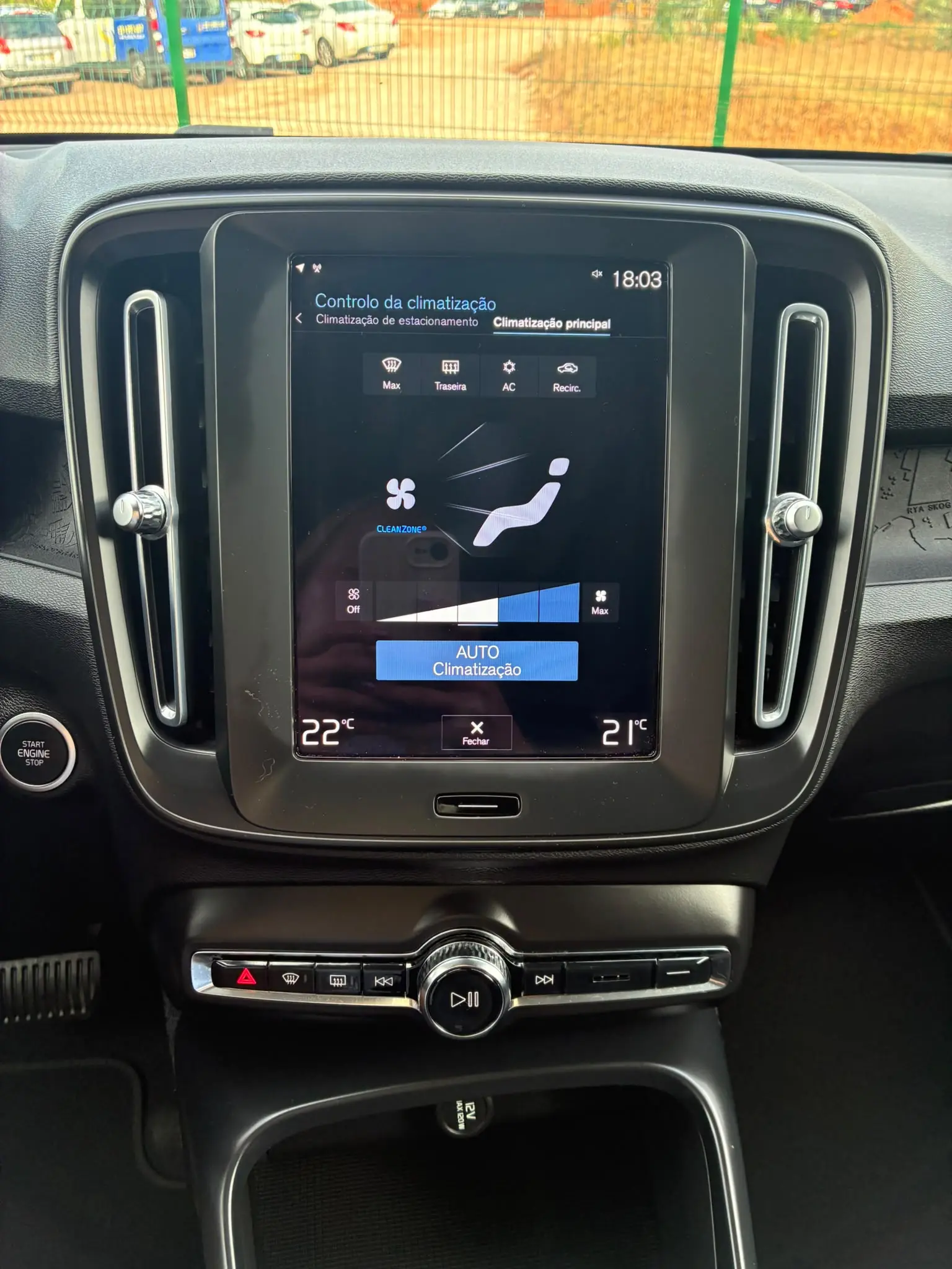 Volvo XC 40 1.5 T2 Momentum Plus Geartronic 20