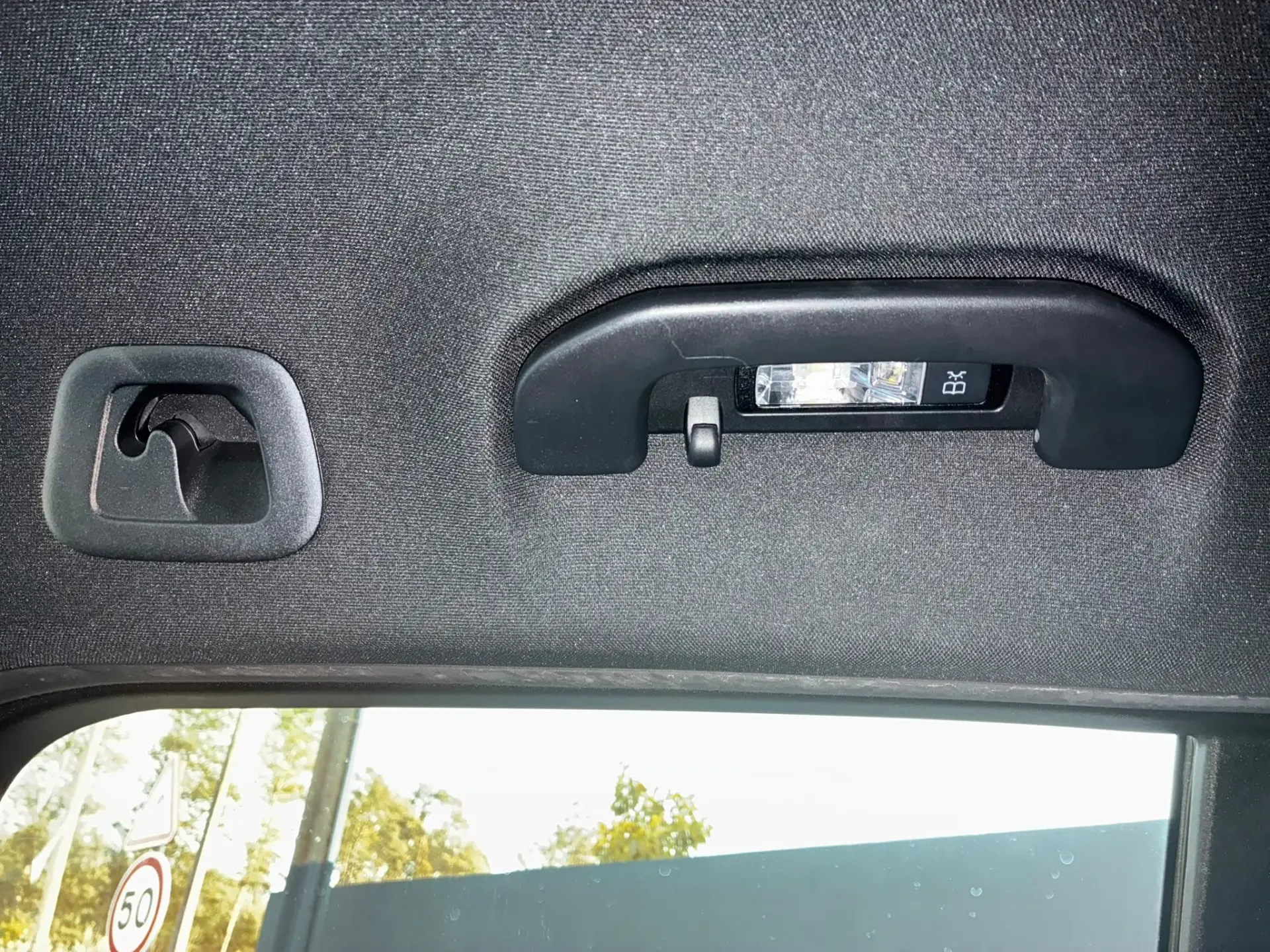 Mercedes-Benz C 300 C300 de hibrido plu-in 29