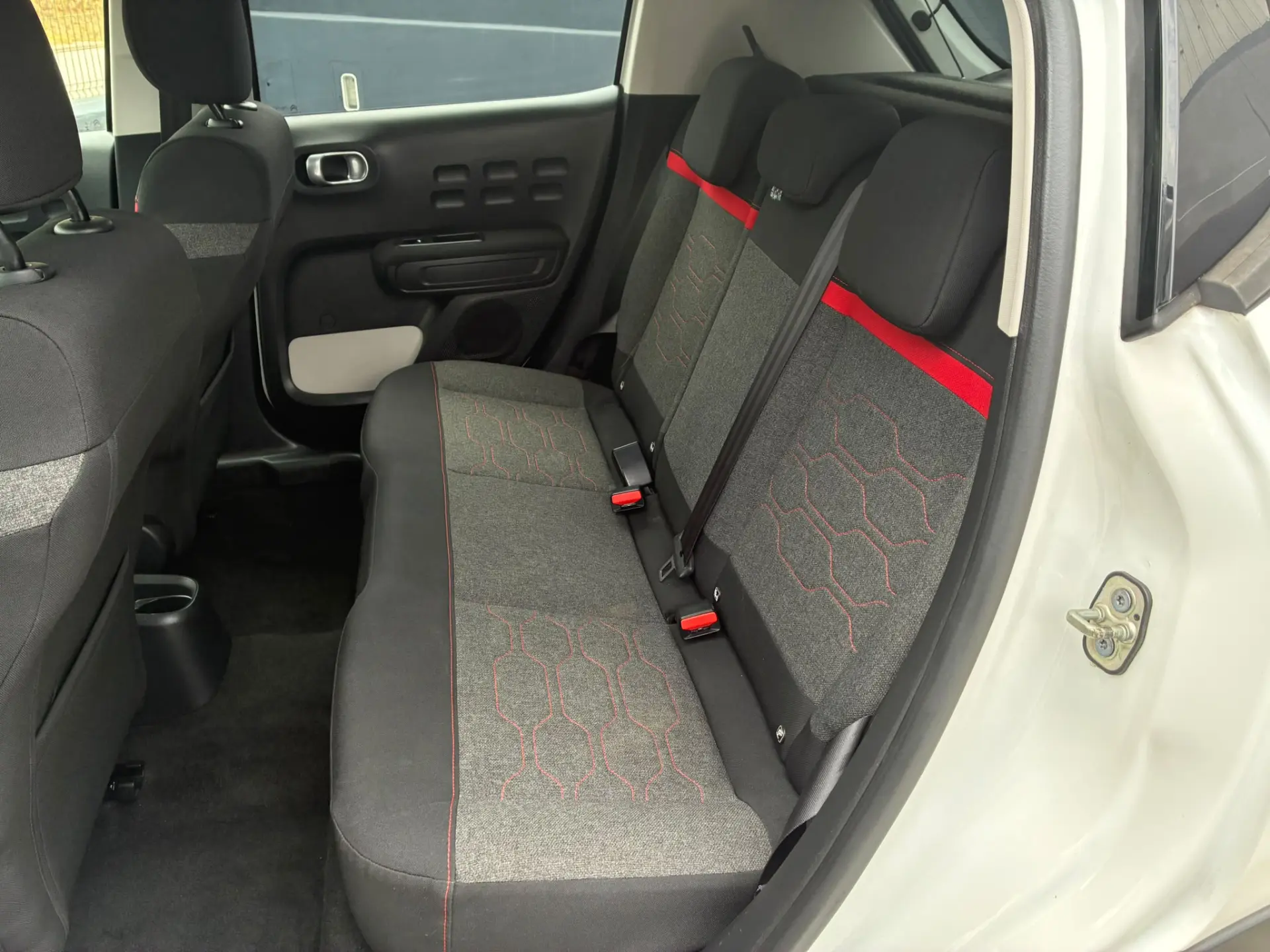 Citroen C3 1.5 BlueHDi Shine 23