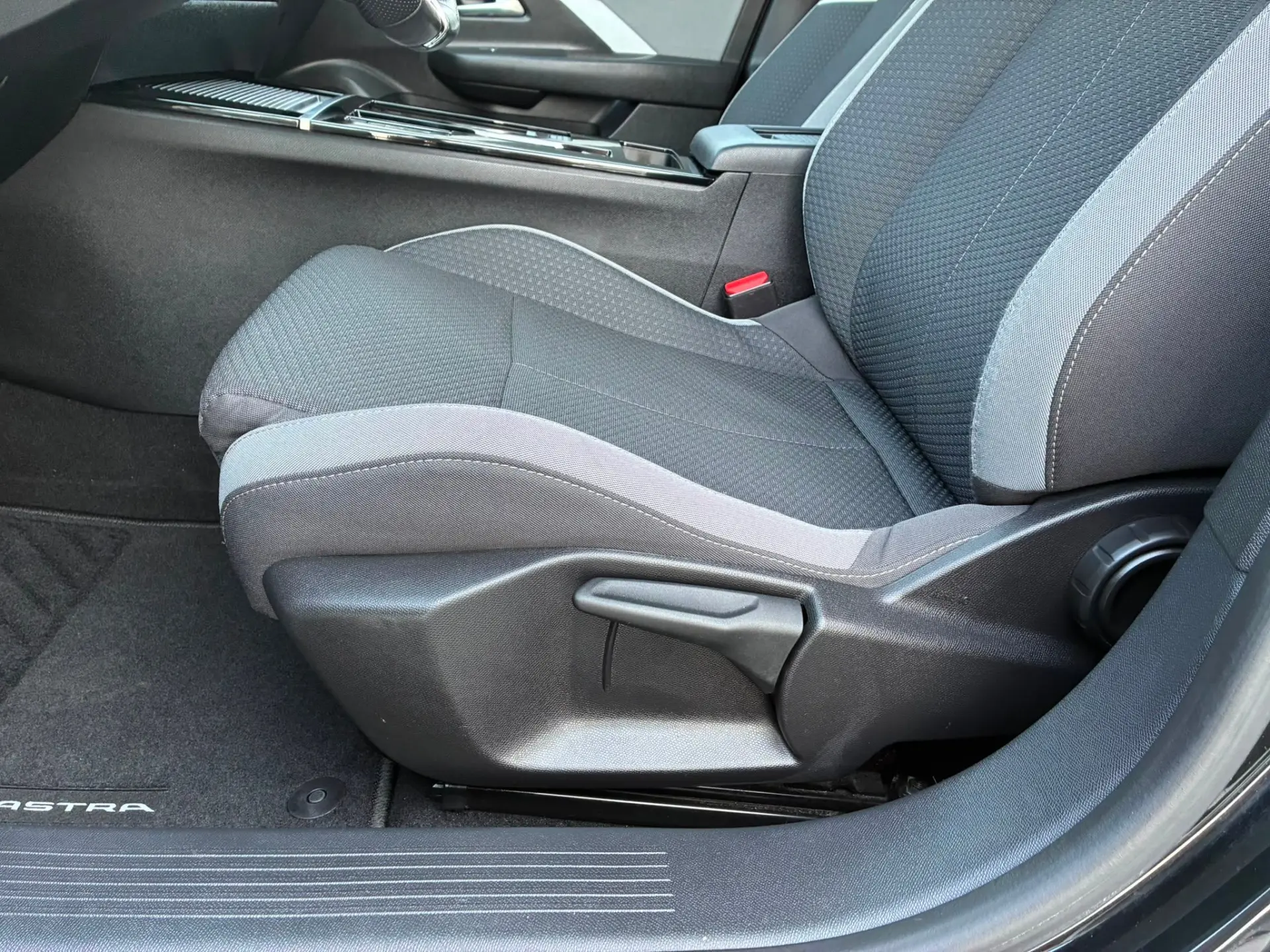 Opel Astra 1.5 D Edition Aut. 16