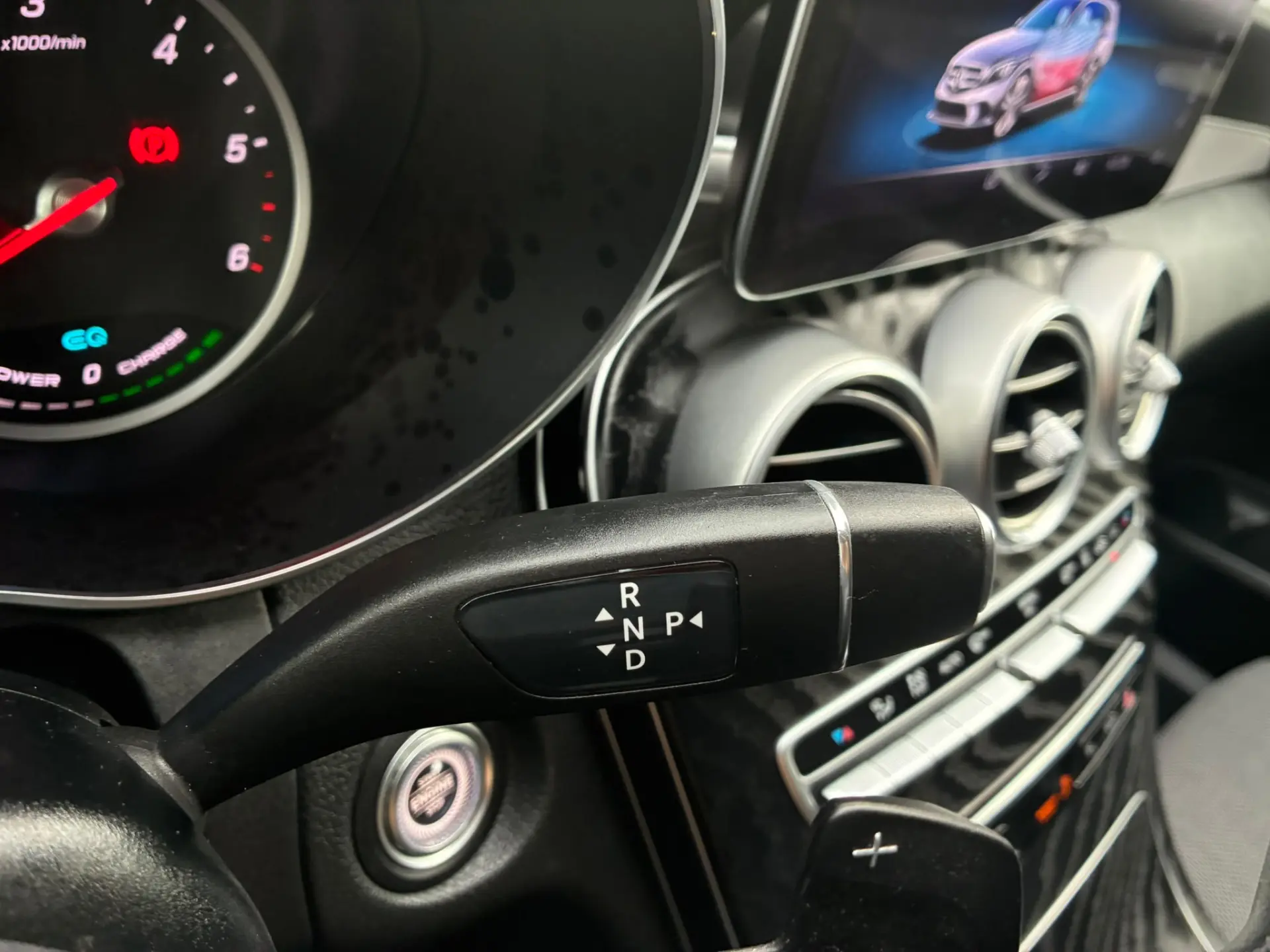 Mercedes-Benz C 300 C300 de hibrido plu-in 25