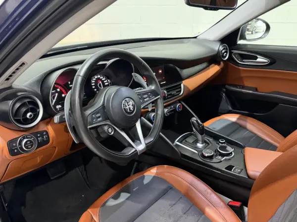 Alfa Romeo Giulia 2.2 D AT8 17