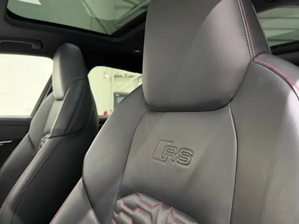 Audi RS6 4.0 TFSI quattro Tiptronic 33