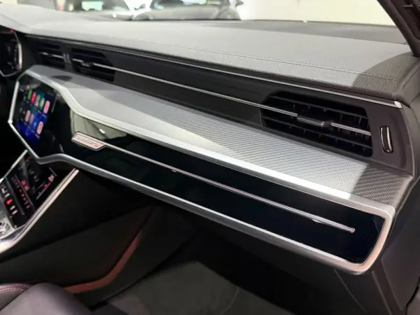 Audi RS6 4.0 TFSI quattro Tiptronic 38