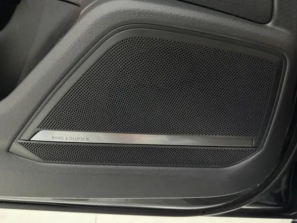 Audi RS6 4.0 TFSI quattro Tiptronic 51