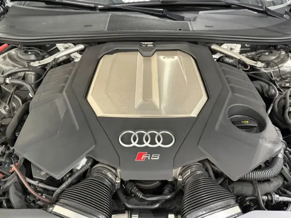 Audi RS6 4.0 TFSI quattro Tiptronic 52