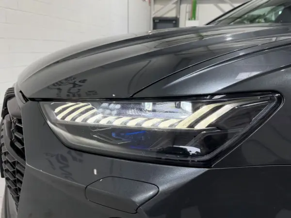 Audi RS6 4.0 TFSI quattro Tiptronic 53