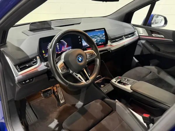 BMW 225xe Active Tourer e xDrive Pack Desportivo M 6