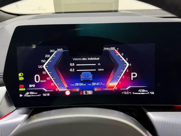 BMW 225xe Active Tourer e xDrive Pack Desportivo M 33