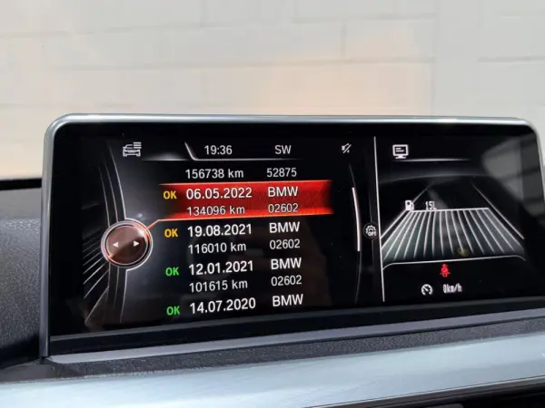 BMW 318 d Touring Line Sport 12