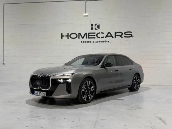 BMW 740 d xDrive Pack Desportivo M Pro 11