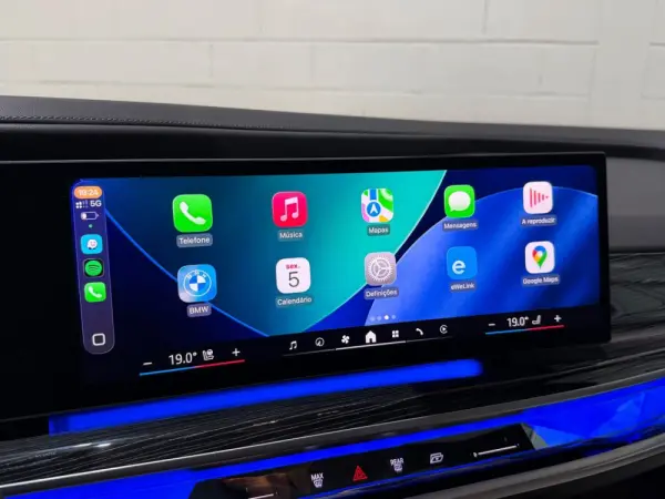 BMW 740 d xDrive Pack Desportivo M Pro 28